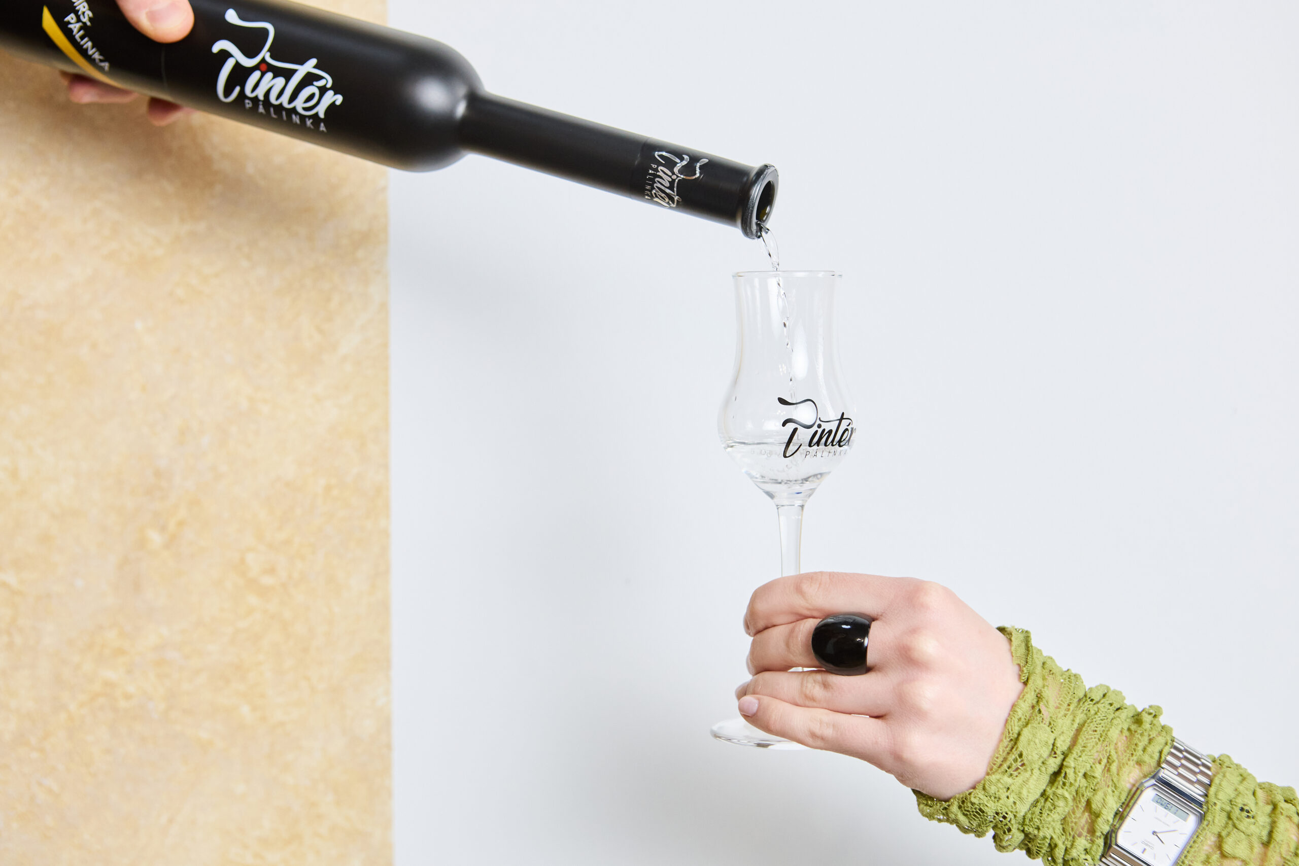 pálinka kóstolás profi módra – tulipán pohár